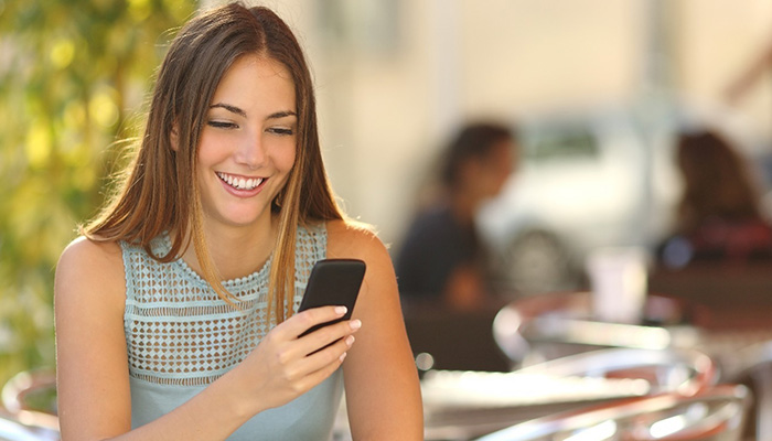 Invisalign for Adults vs. Invisalign for Teenagers: What’s the Difference?